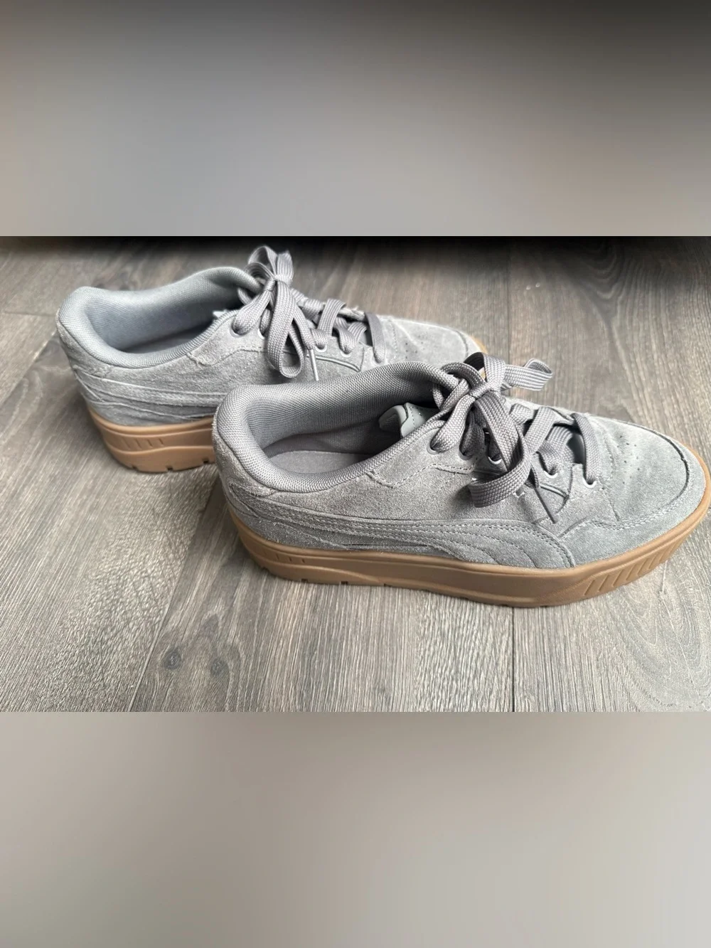 Puma Gray Suede Platform Sneakers w/Brown Sole (Kids size 5 - but fits women 7)